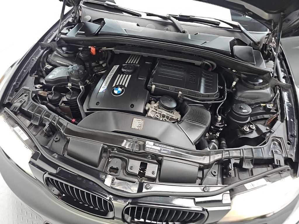 BMW 1M — photo 05