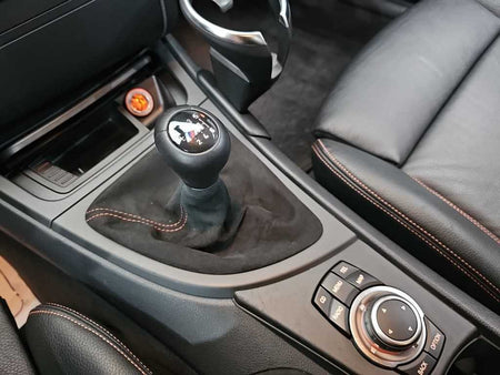 BMW 1M — photo 08