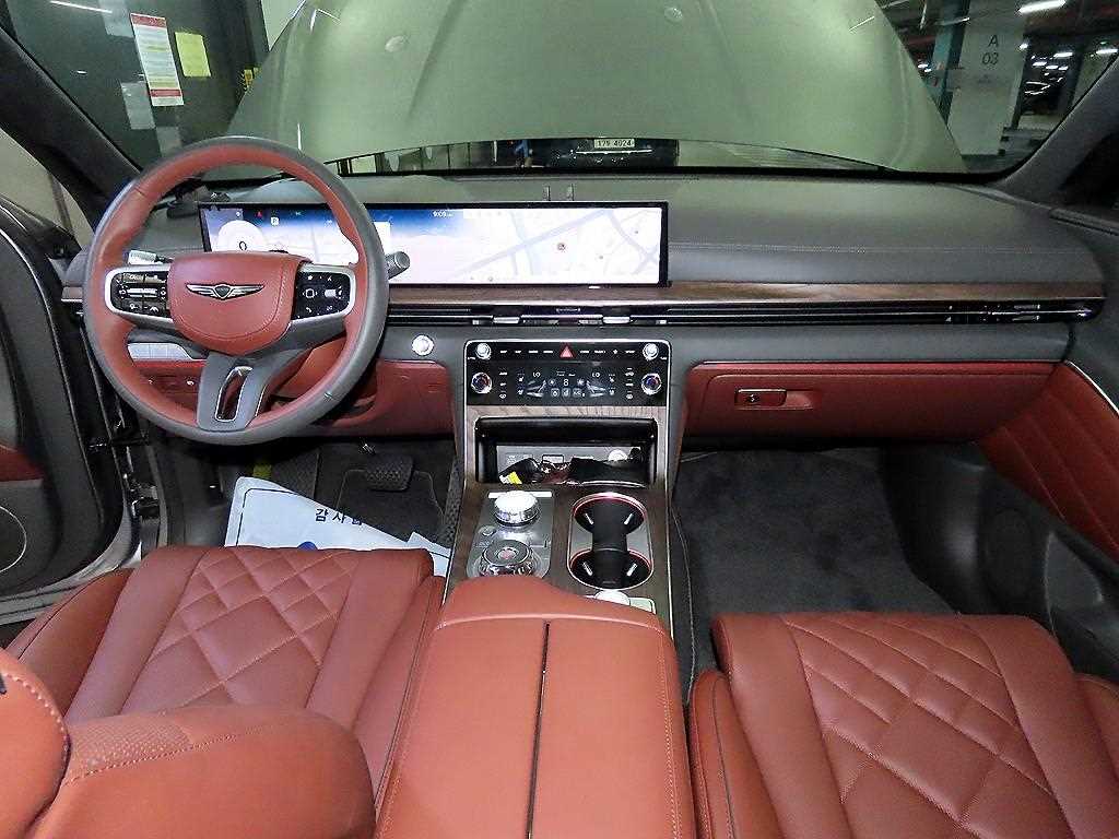 Genesis GV80 — photo 10
