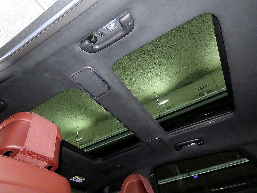 Genesis GV80 — photo 13