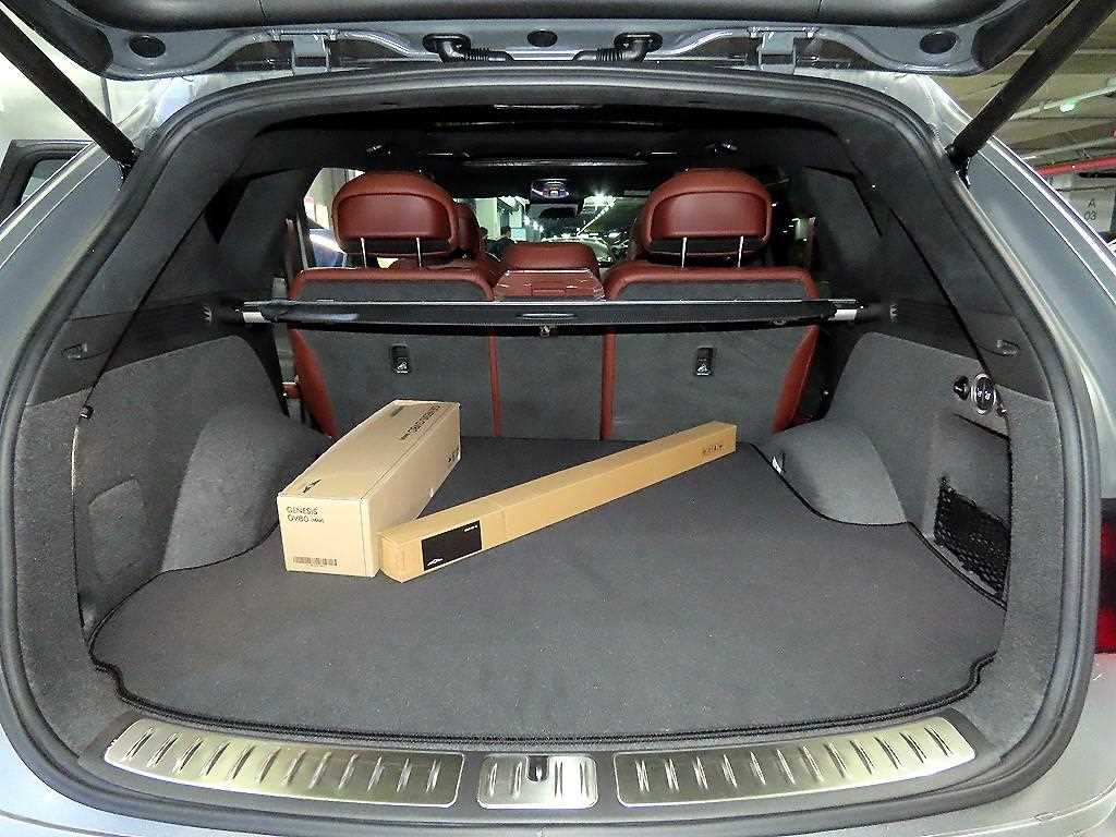 Genesis GV80 — photo 14