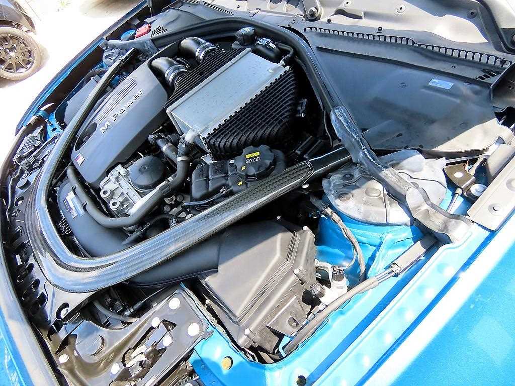 BMW M2 — photo 17