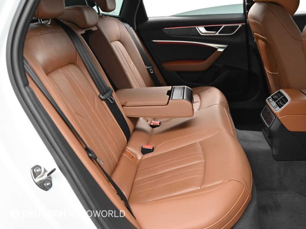 Audi A6 — photo 12