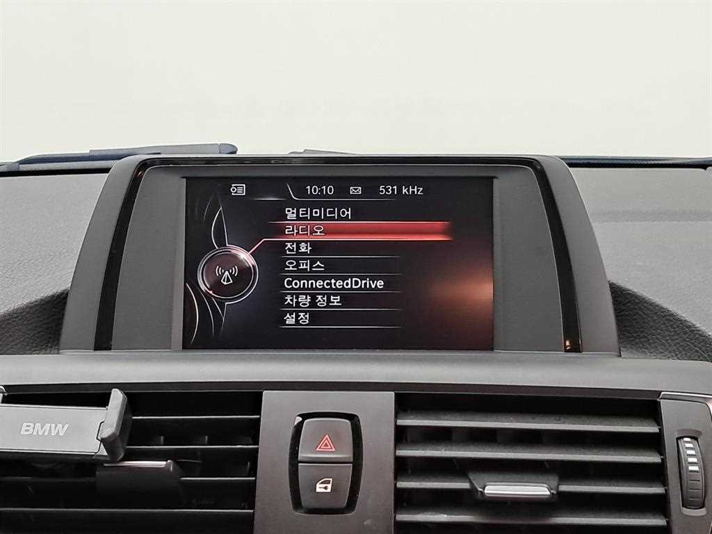 BMW 1-Series — photo 09