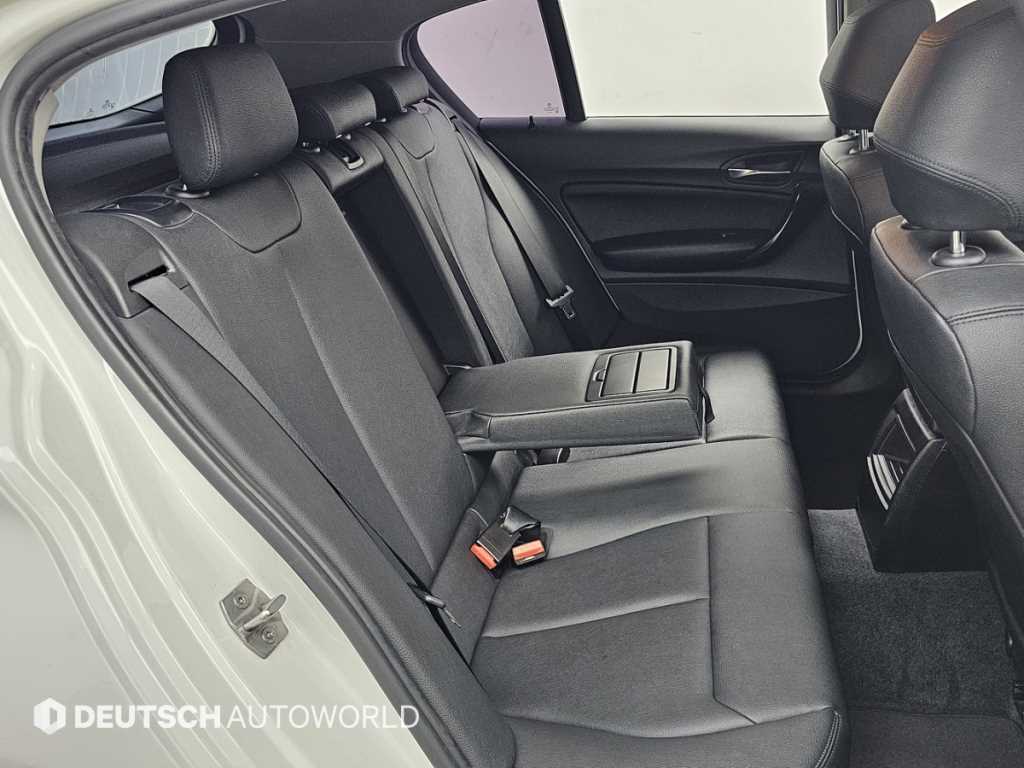 BMW 1-Series — photo 12