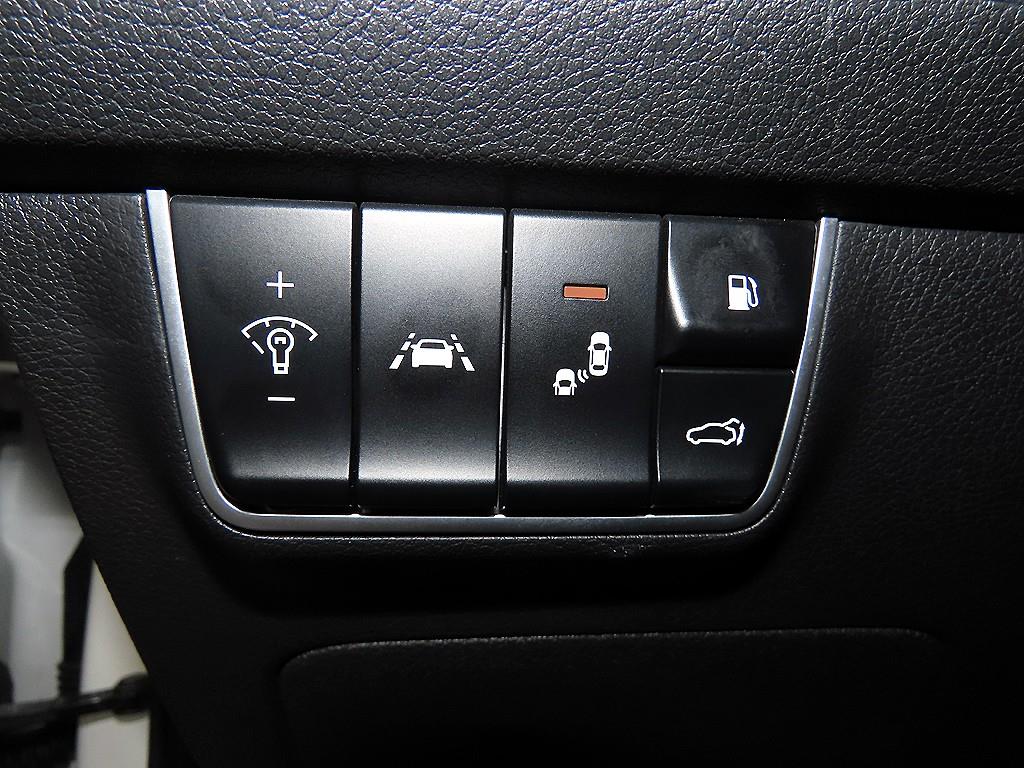 Kia Stinger — photo 14