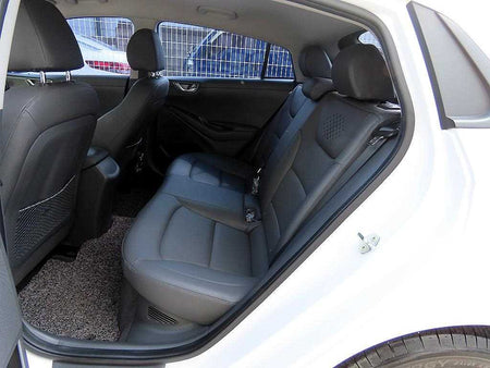 Hyundai Ioniq — photo 06