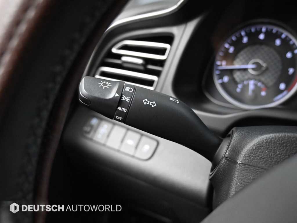 Hyundai Avante — photo 16
