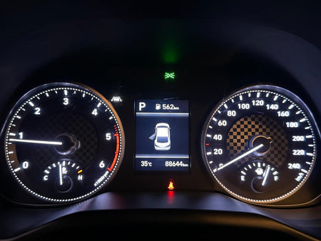 Hyundai Avante — photo 09