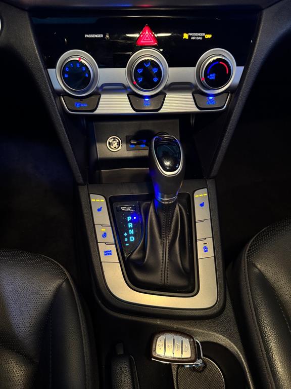 Hyundai Avante — photo 14