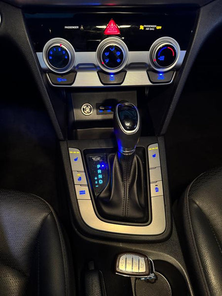 Hyundai Avante — photo 14