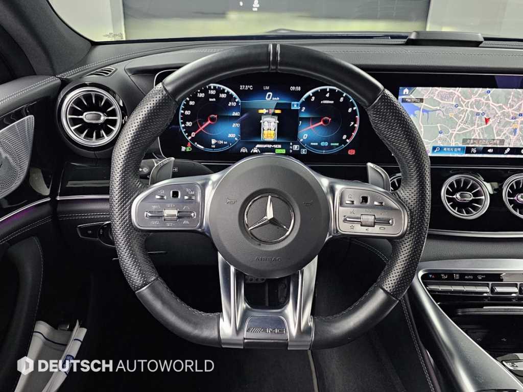 Mercedes-Benz AMG GT — photo 13