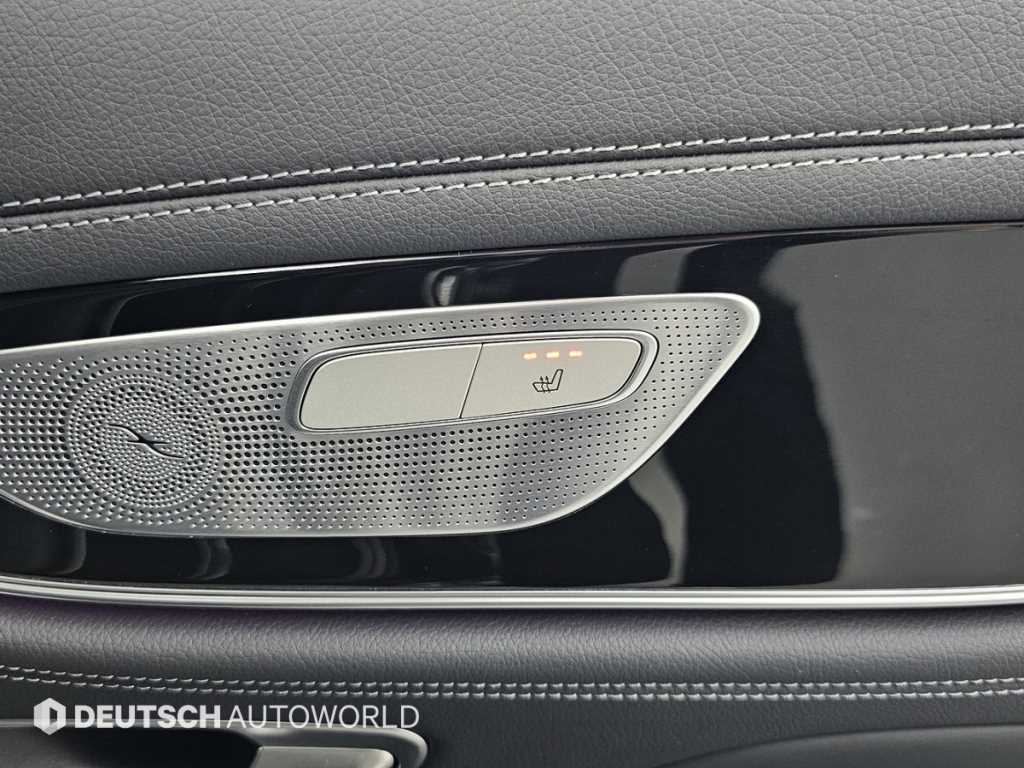 Mercedes-Benz AMG GT — photo 16