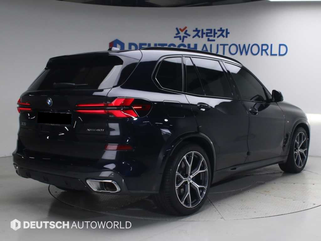 BMW X5 — photo 02