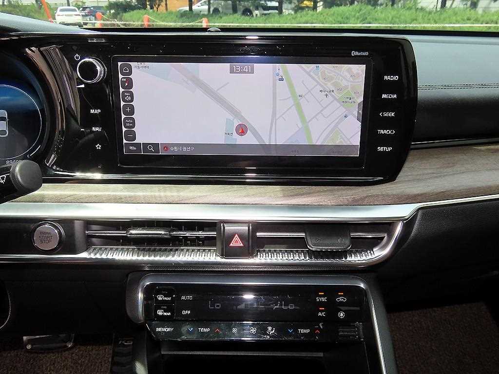 Kia K5 — photo 13