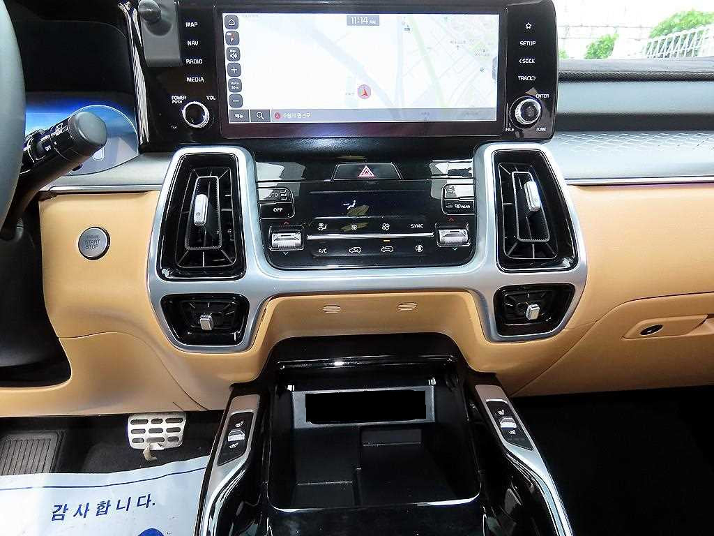 Kia Sorento — photo 13