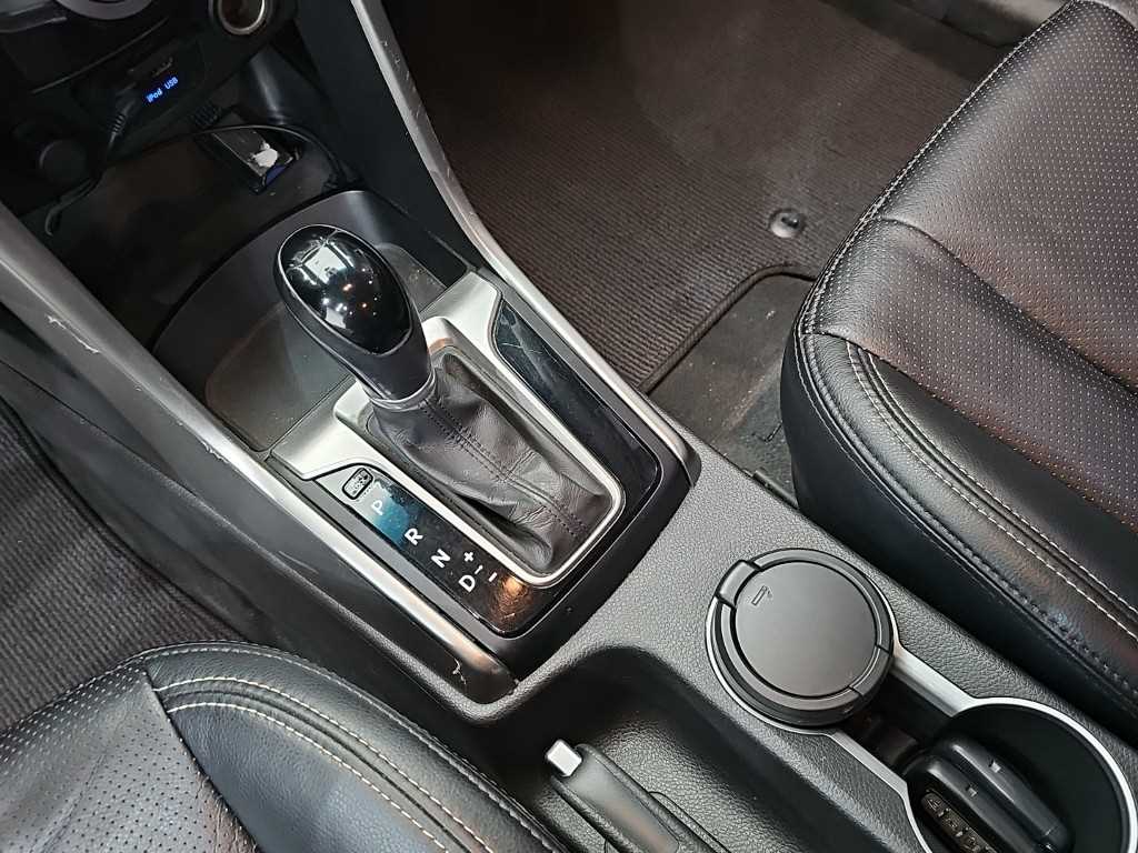 Hyundai i30 — photo 08