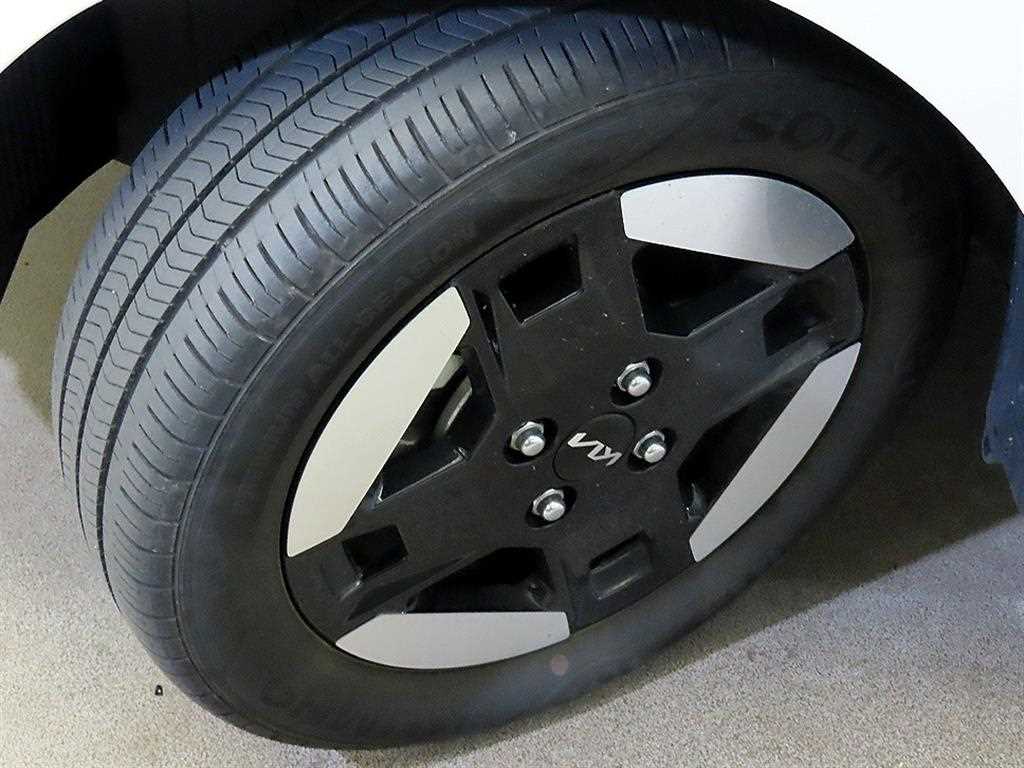 Kia RAY — photo 20