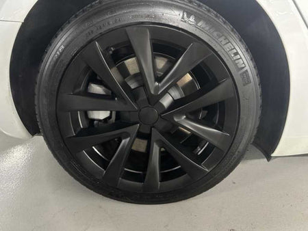 Tesla Model 3 — photo 20