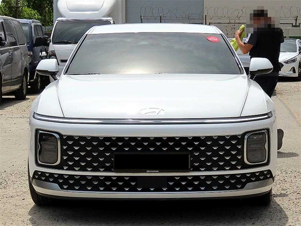 Hyundai Grandeur — photo 01