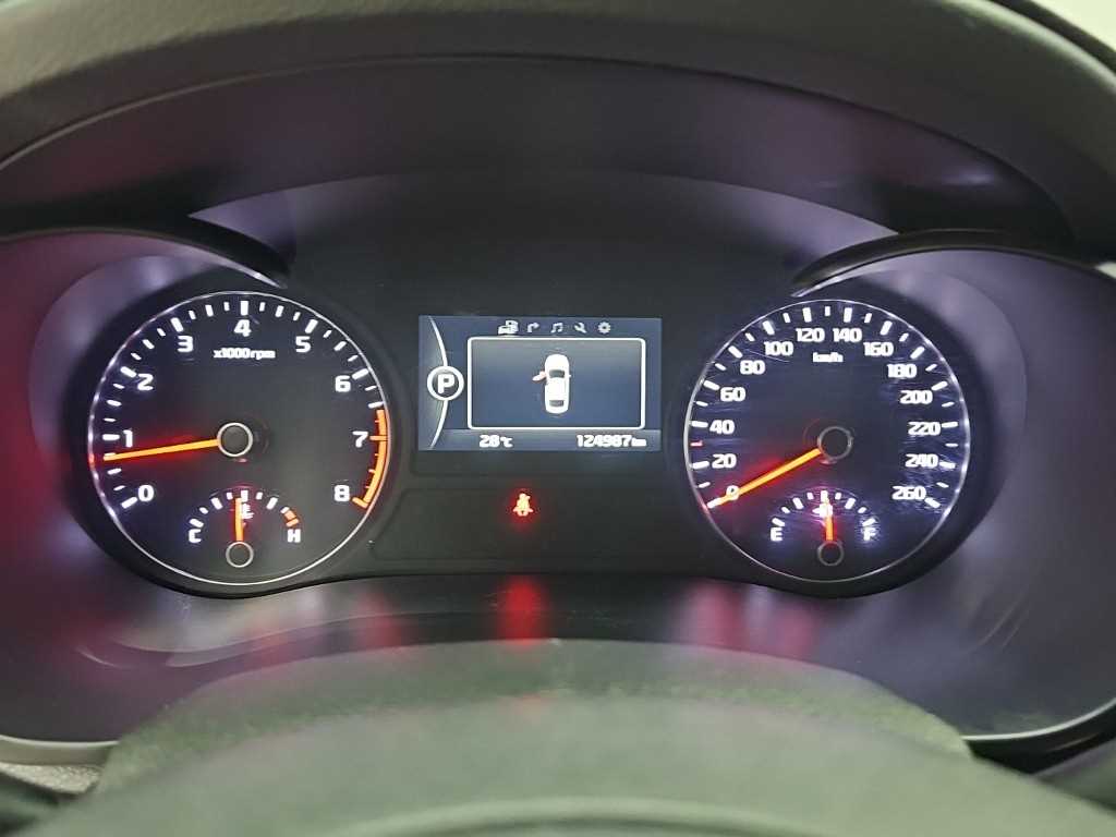 Kia K5 — photo 06