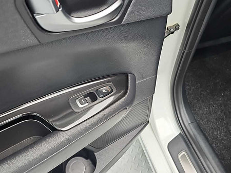Kia K5 — photo 14