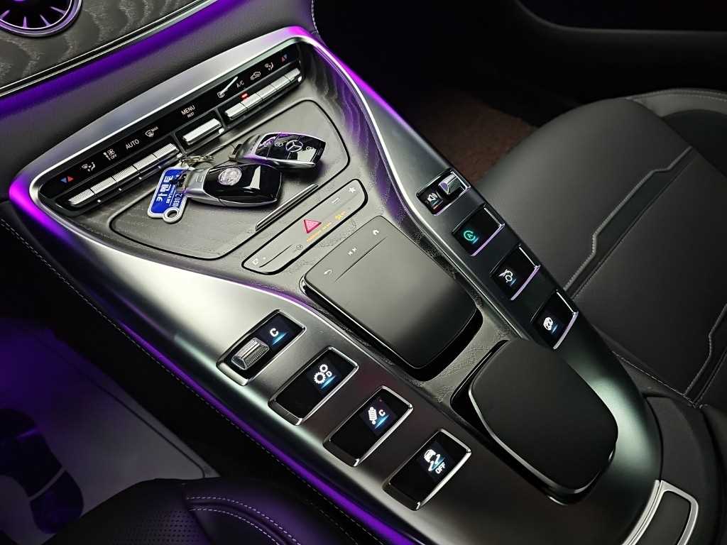 Mercedes-Benz AMG GT — photo 10