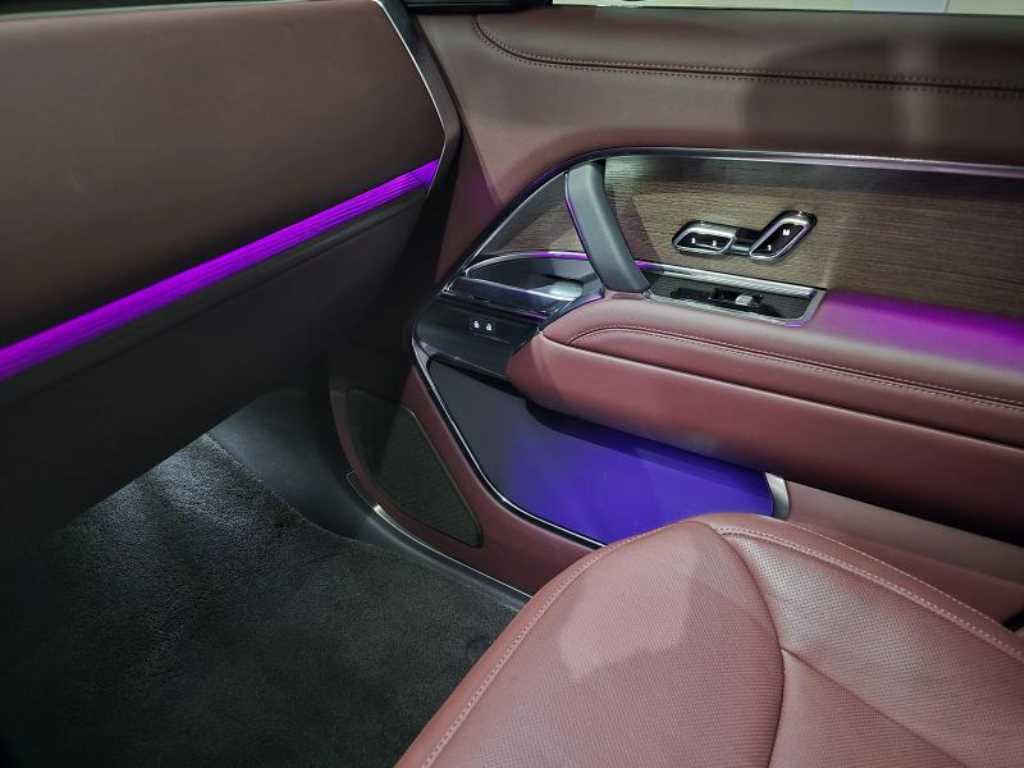 Land Rover Range Rover — photo 10