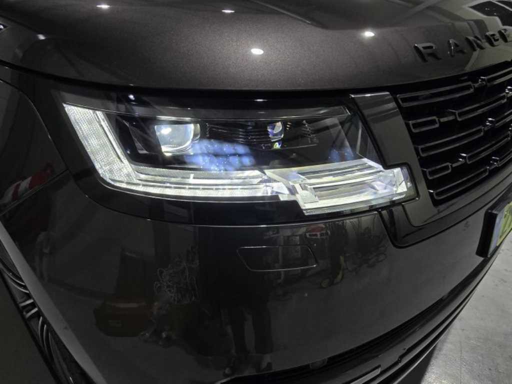 Land Rover Range Rover — photo 18