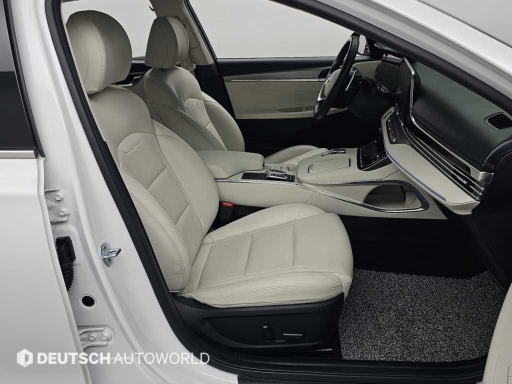 Hyundai Grandeur — photo 09