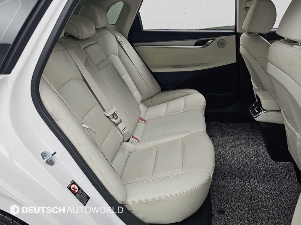 Hyundai Grandeur — photo 10
