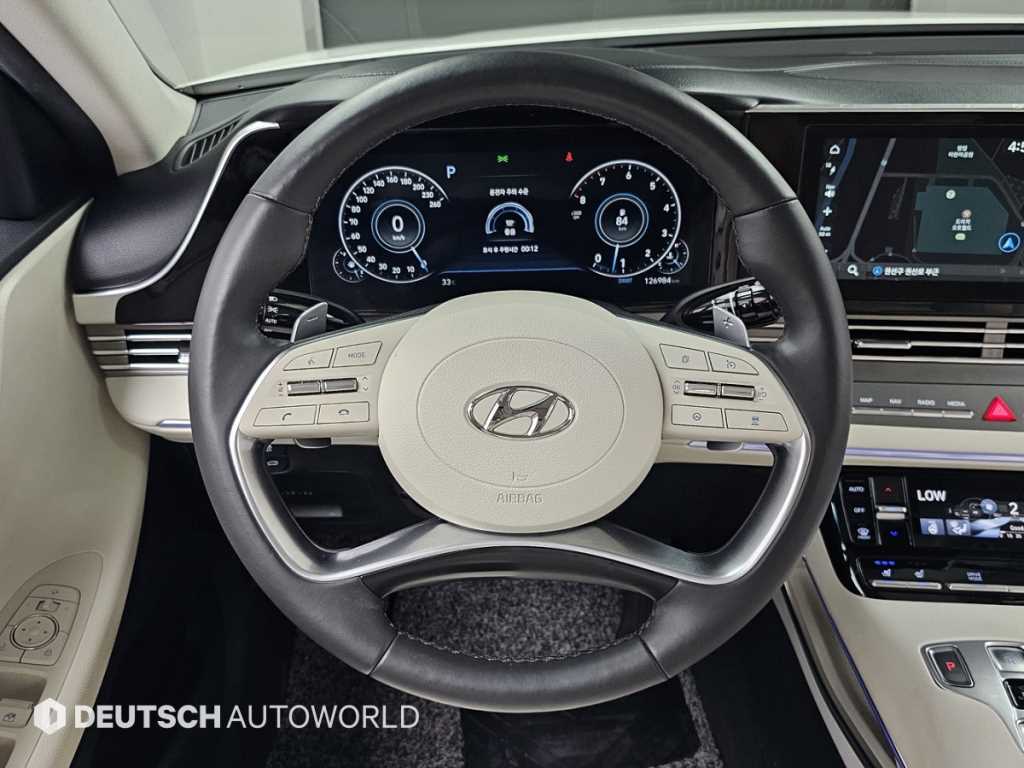Hyundai Grandeur — photo 14