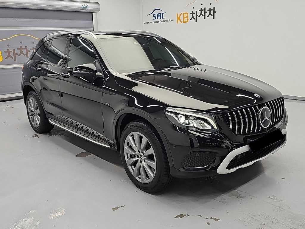 Mercedes-Benz GLC-Class — photo 04