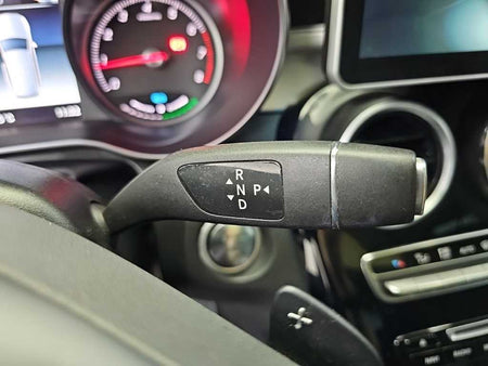 Mercedes-Benz GLC-Class — photo 08