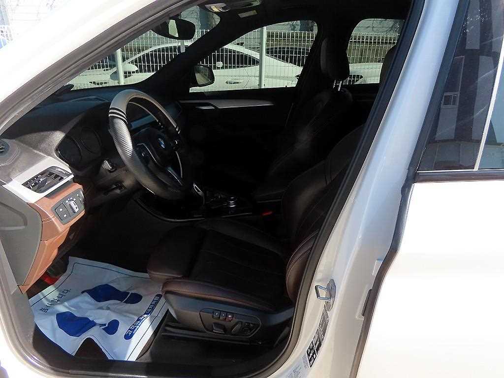 BMW X1 — photo 05