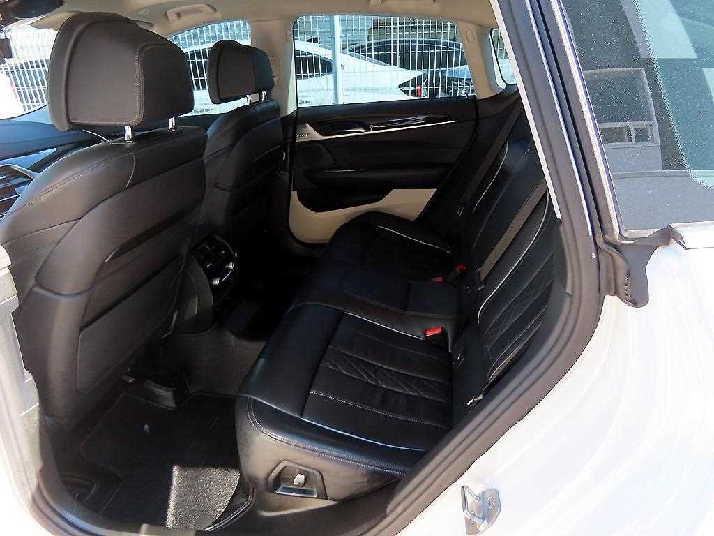 BMW Gran Turismo — photo 06