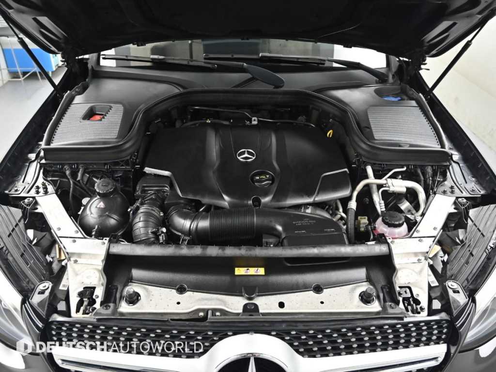 Mercedes-Benz GLC-Class — photo 06