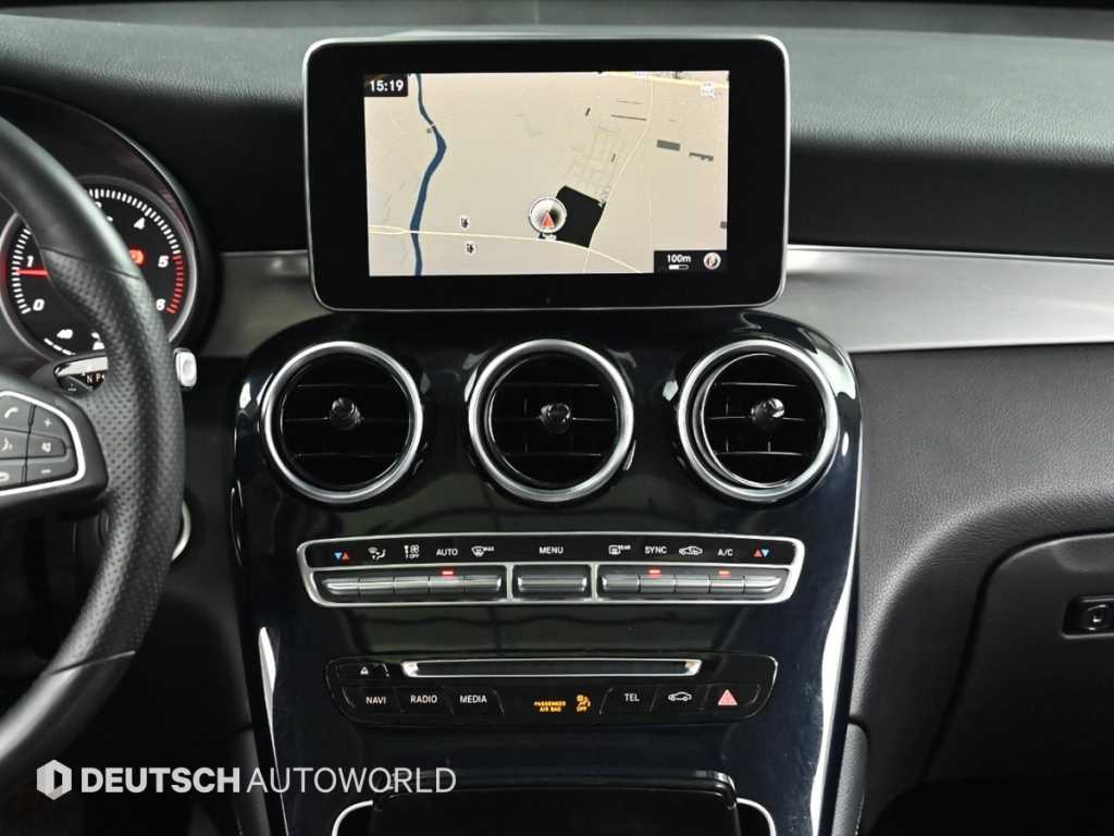 Mercedes-Benz GLC-Class — photo 14