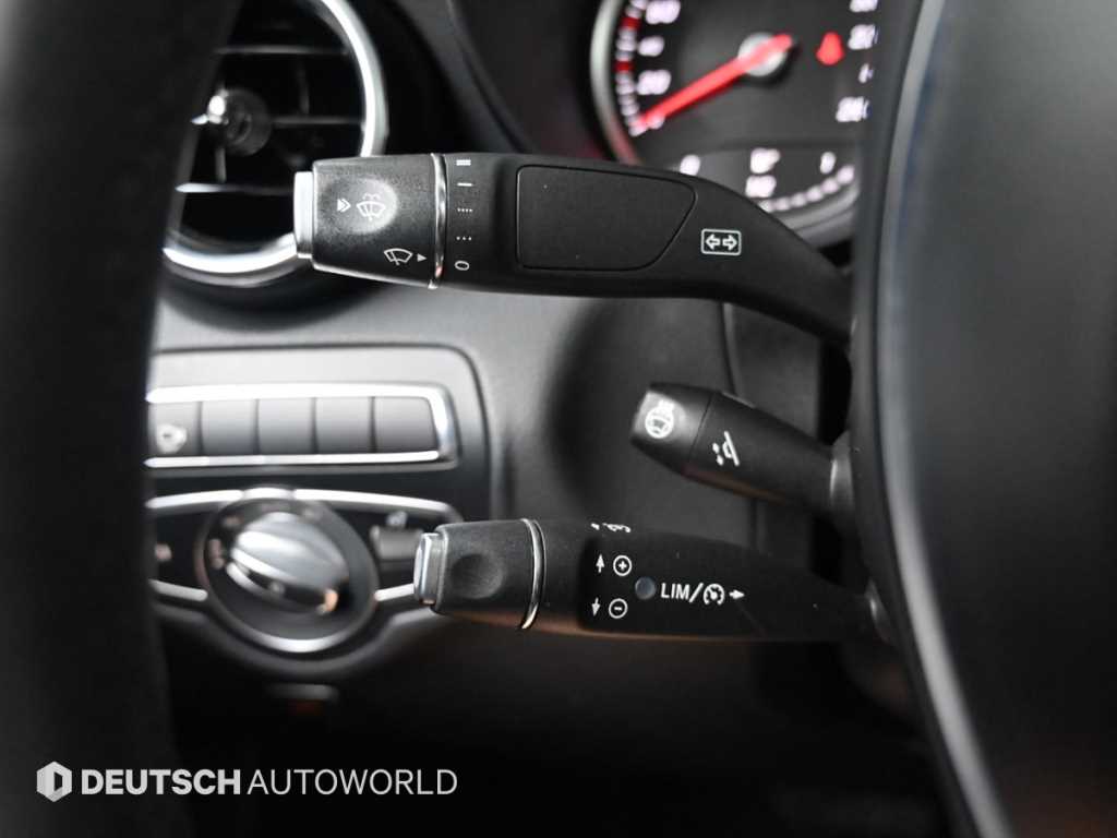 Mercedes-Benz GLC-Class — photo 16