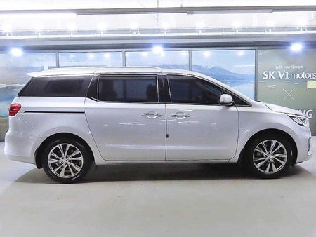 Kia Carnival — photo 03
