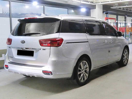 Kia Carnival — photo 04