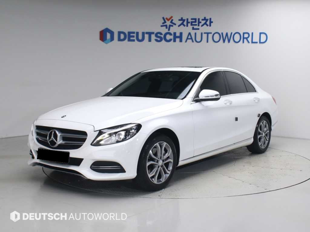 Mercedes-Benz C-Class — photo 01