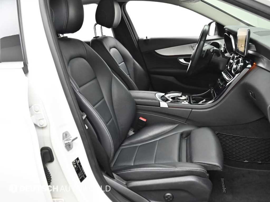 Mercedes-Benz C-Class — photo 10