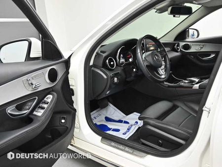 Mercedes-Benz C-Class — photo 11