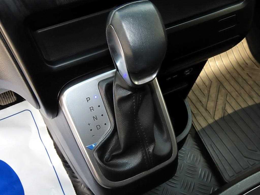 Hyundai Staria — photo 10