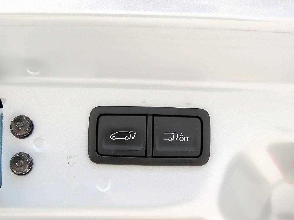 Hyundai Staria — photo 16