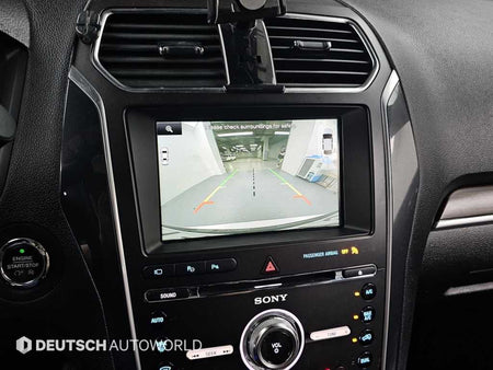 Ford Explorer — photo 15
