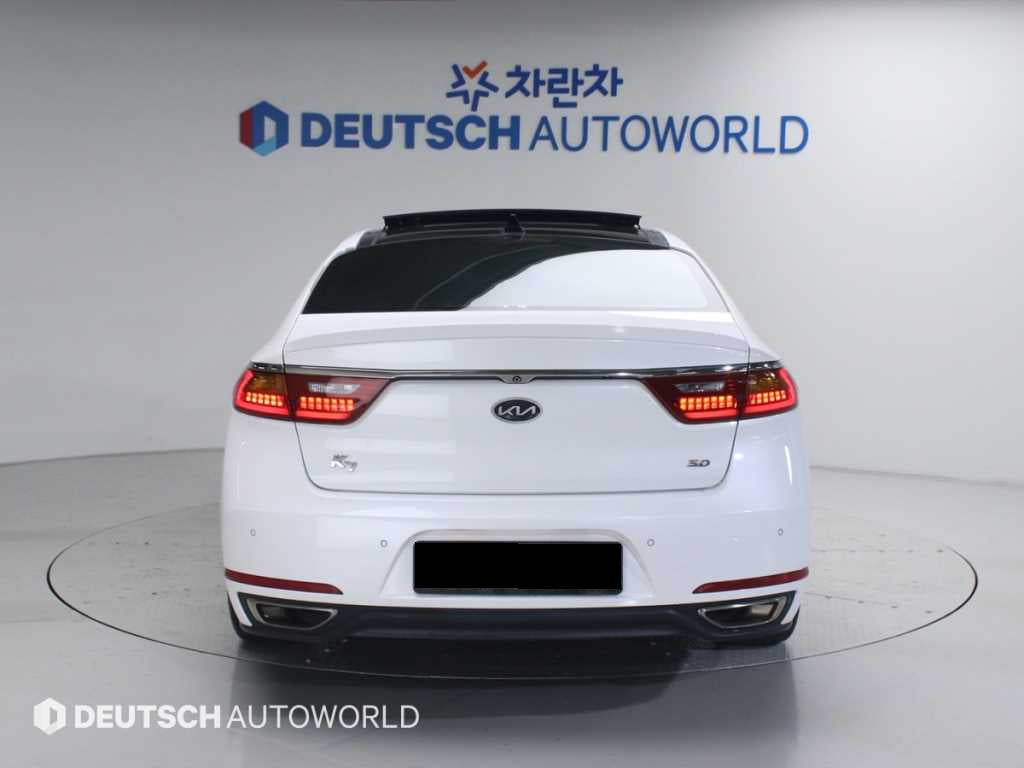 Kia K7 — photo 04