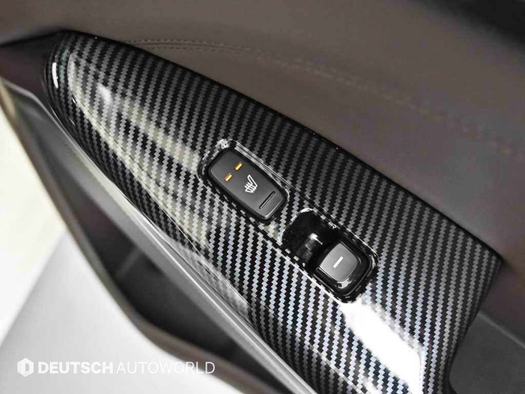 Kia K7 — photo 16