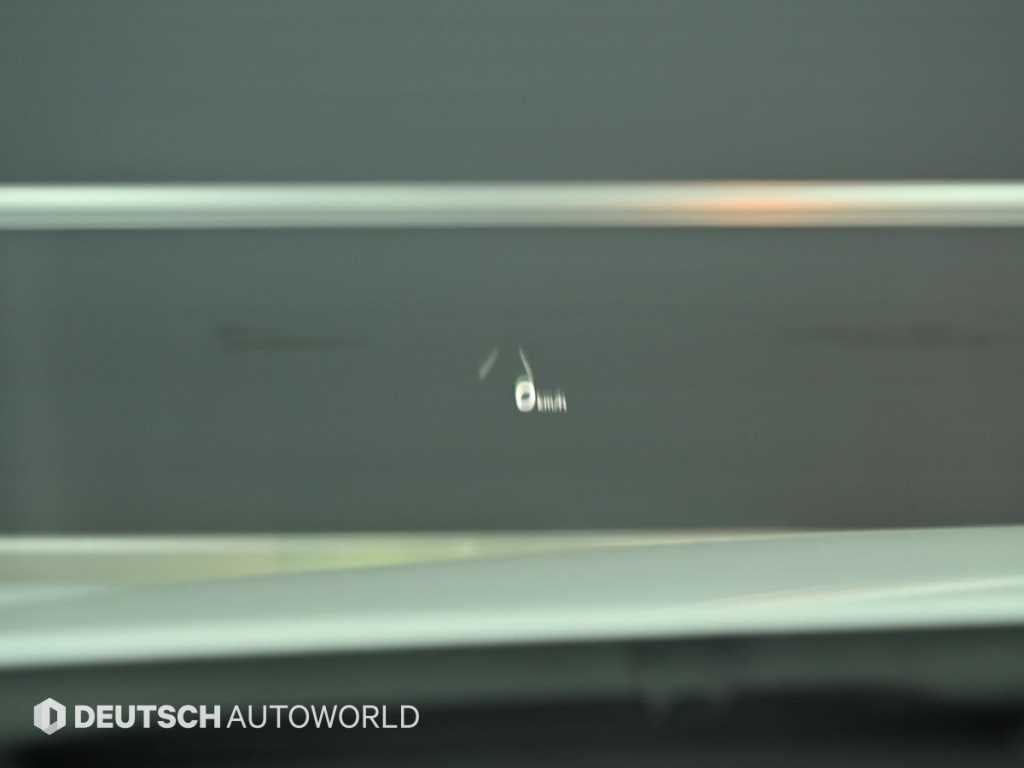 Kia K7 — photo 17